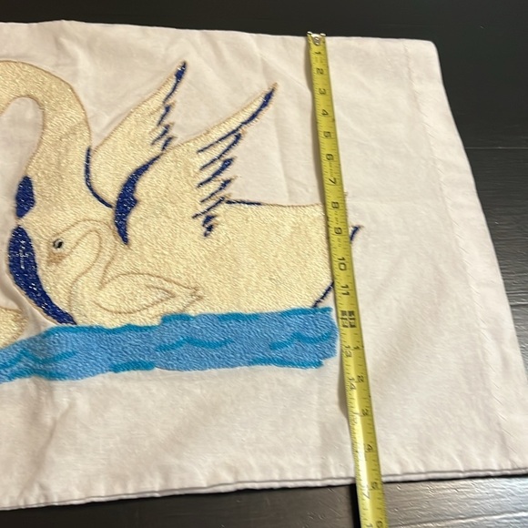 Swan pillowcase - Picture 3 of 5